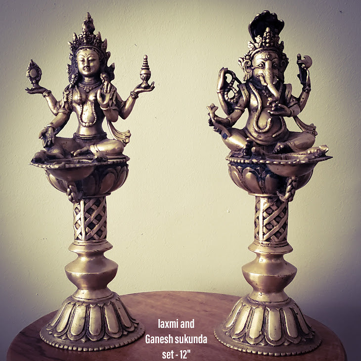 Antique Laxmi Ganesh Stand Sukunda Set