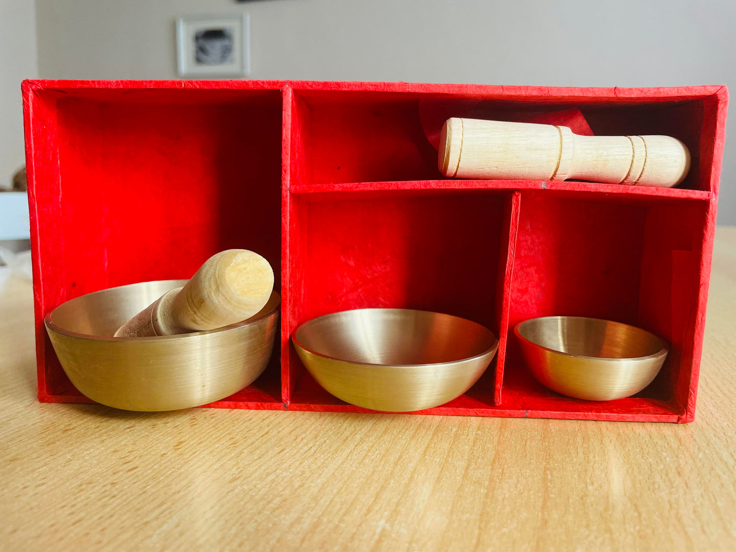 Set of three singing bowl made of seven metal